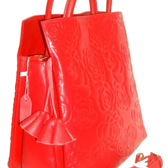 Red Embossed Floral Handbag NWOT - Picture 4 of 12